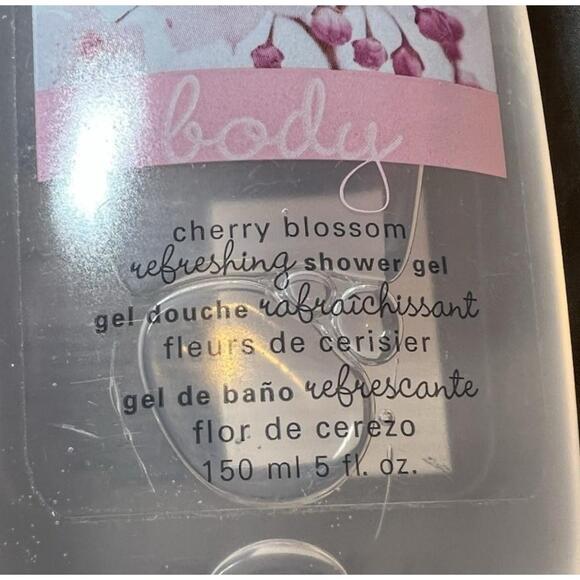 Avon Naturals Cherry Blossome Hand and Body Lotion 250 ML‎ and Shower Gel 150 ML - Picture 14 of 16